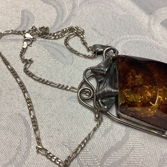 Vintage Amber  Sterling Silver Pendant/Chain  HUGE. I MEAN HUGE. STUNNING - Picture 11 of 14
